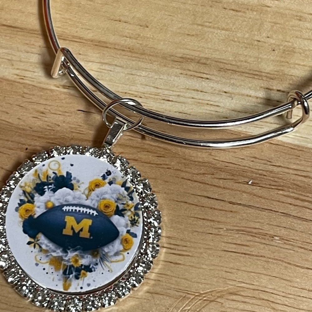 Michigan wolverines bracelet